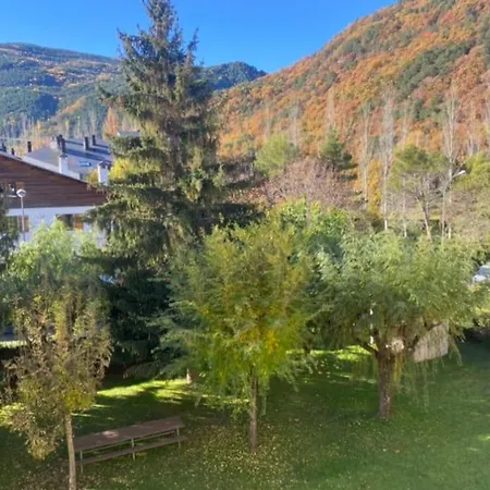Acogedor En Familias,vistas A La Montana 비에스카스